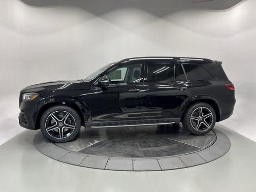 2026 Mercedes-Benz GLS 450 4MATIC