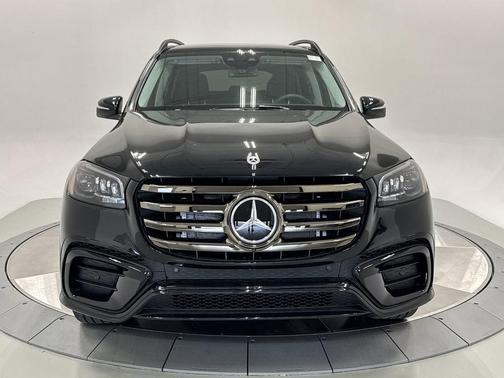 2026 Mercedes-Benz GLS 450 4MATIC