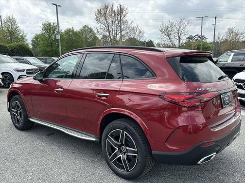 2025 Mercedes-Benz GLC 300 Base