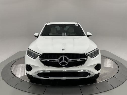 2025 Mercedes-Benz GLC 350e Base