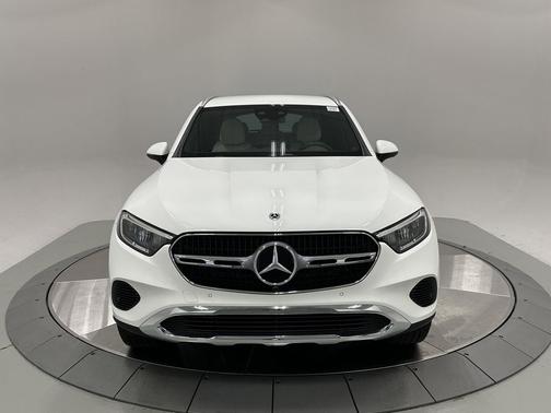 2025 Mercedes-Benz GLC 350e Base