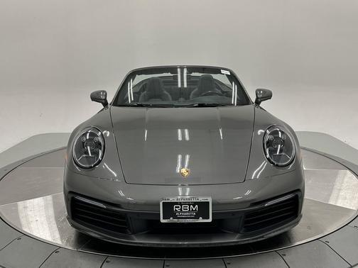 2022 Porsche 911 Carrera