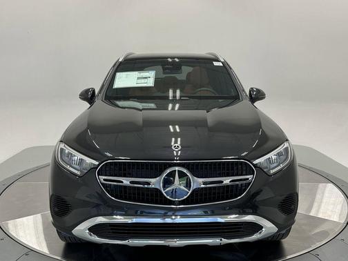 2026 Mercedes-Benz GLC 300 4MATIC