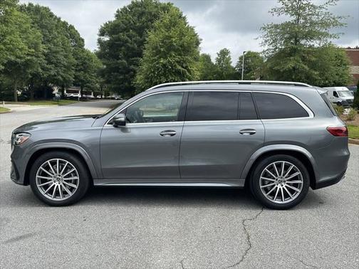 2025 Mercedes-Benz GLS 450 4MATIC
