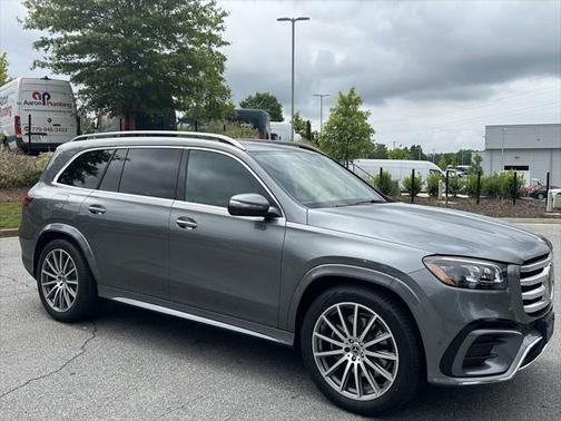 2025 Mercedes-Benz GLS 450 4MATIC