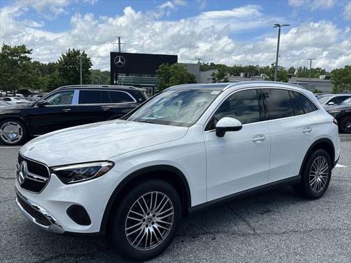 2025 Mercedes-Benz GLC 300 Base