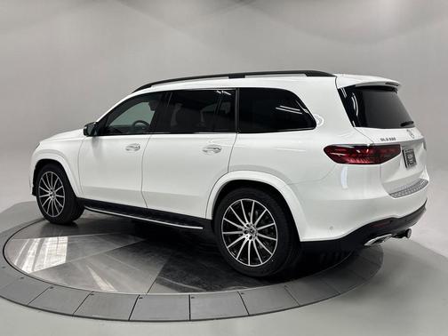 2026 Mercedes-Benz GLS 580 4MATIC