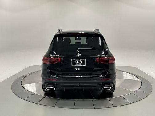 2024 Mercedes-Benz GLB 250 4MATIC