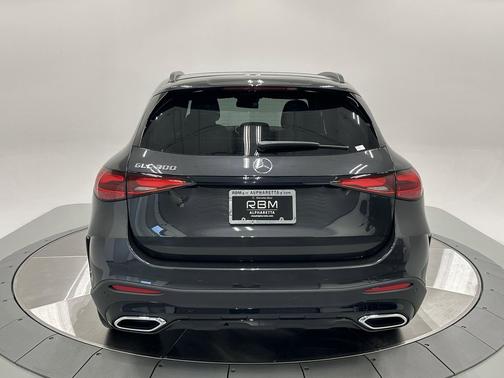 2025 Mercedes-Benz GLC 300 Base