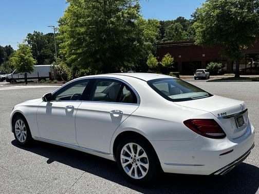 White 2018 Mercedes-Benz E-Class E 300