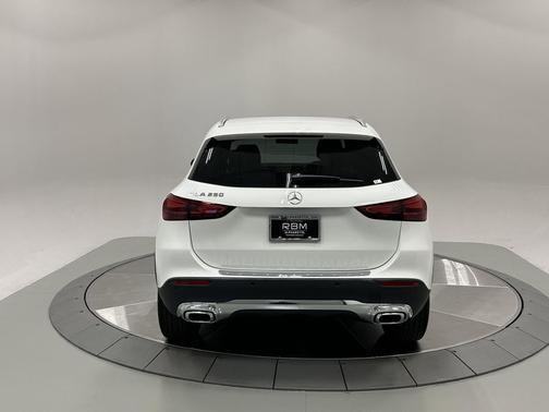 2025 Mercedes-Benz GLA 250 4MATIC