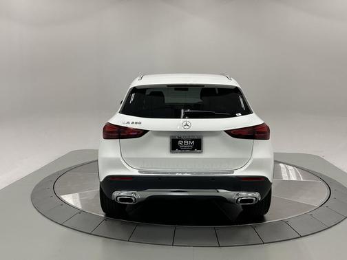 2025 Mercedes-Benz GLA 250 4MATIC