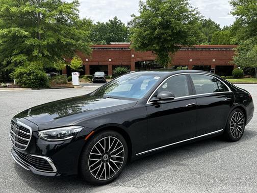 Black 2025 Mercedes-Benz S-Class 4MATIC