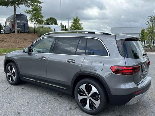 2025 Mercedes-Benz GLB 250 4MATIC