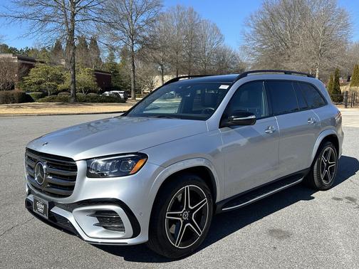 2025 Mercedes-Benz GLS 450 4MATIC