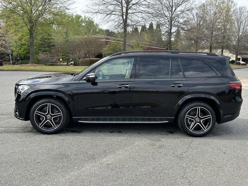 Black 2026 Mercedes-Benz GLS 450 4MATIC