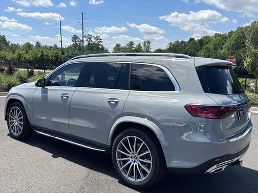 2025 Mercedes-Benz GLS 450 4MATIC