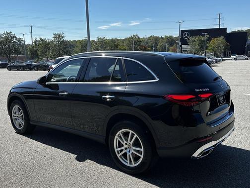 Black 2025 Mercedes-Benz GLC 300 Base
