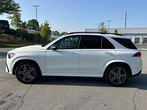 2025 Mercedes-Benz GLE 450e 4MATIC