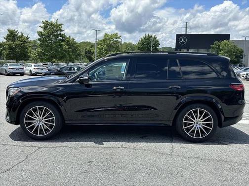 2025 Mercedes-Benz GLS 450 4MATIC