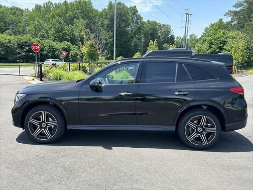 2025 Mercedes-Benz GLC 300 Base