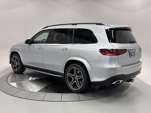 2026 Mercedes-Benz GLS 450 4MATIC