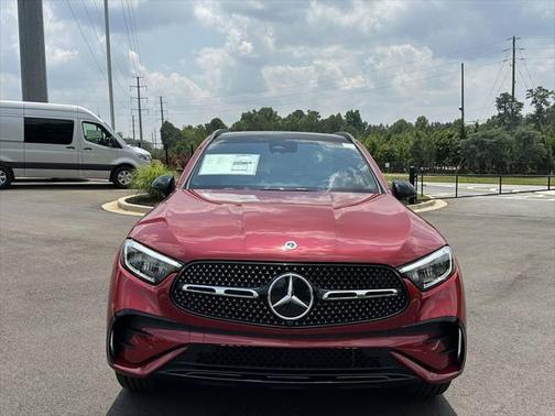 2025 Mercedes-Benz GLC 300 4MATIC