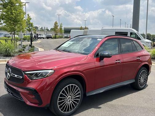 2025 Mercedes-Benz GLC 300 4MATIC