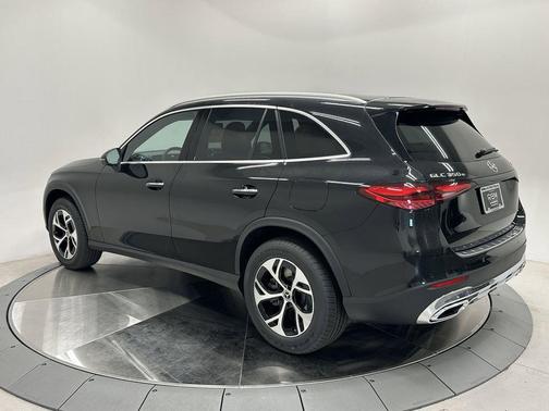2026 Mercedes-Benz GLC 350e Base