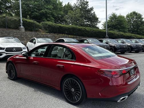 MANUFAKTUR Patagonia Red 2026 Mercedes-Benz E-Class E 350