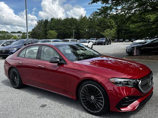 MANUFAKTUR Patagonia Red 2026 Mercedes-Benz E-Class E 350