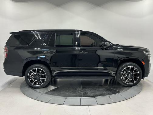 2023 Chevrolet Tahoe 2WD RST