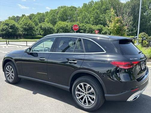 2025 Mercedes-Benz GLC 300 Base