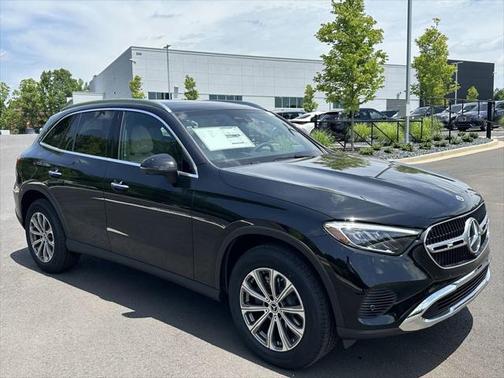 2025 Mercedes-Benz GLC 300 Base