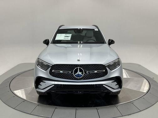 2026 Mercedes-Benz GLC 300 4MATIC