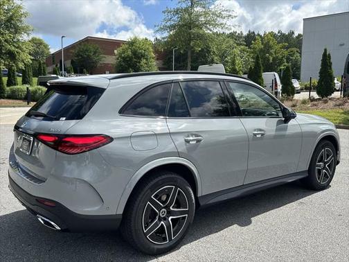 2025 Mercedes-Benz GLC 300 4MATIC