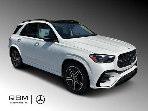 MANUFAKTUR Moonlight White Metallic 2026 Mercedes-Benz GLE 450 4MATIC