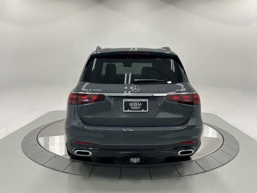 2026 Mercedes-Benz GLS 450 4MATIC