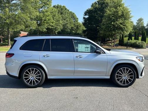 2025 Mercedes-Benz GLS 450 4MATIC