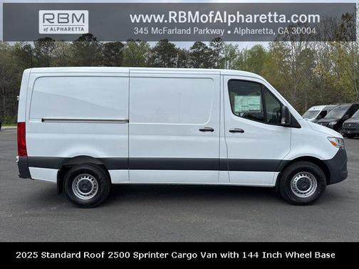 2025 Mercedes-Benz Sprinter 2500 Standard Roof