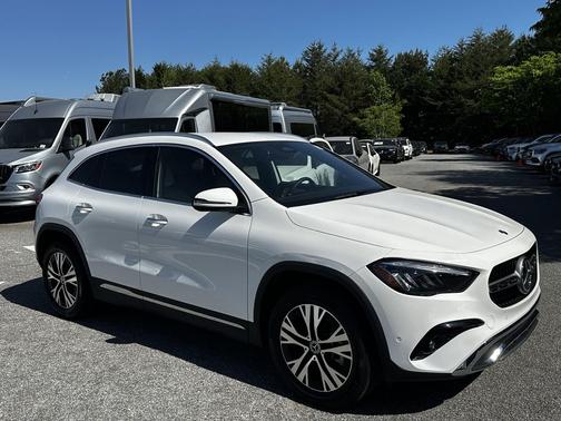 White 2025 Mercedes-Benz GLA 250 4MATIC