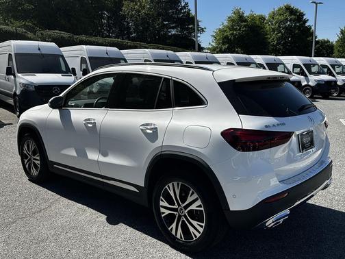 White 2025 Mercedes-Benz GLA 250 4MATIC