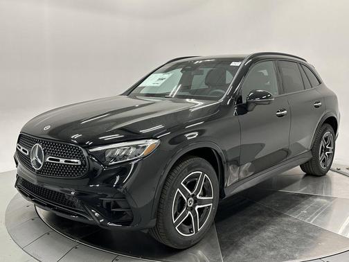 2026 Mercedes-Benz GLC 300 Base