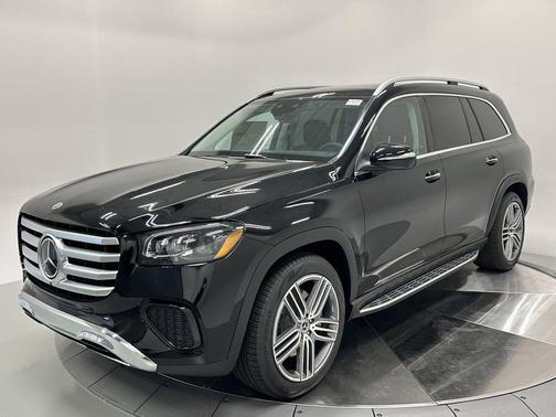 2026 Mercedes-Benz GLS 450 4MATIC