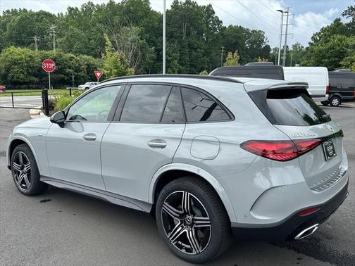 2025 Mercedes-Benz GLC 350e Base