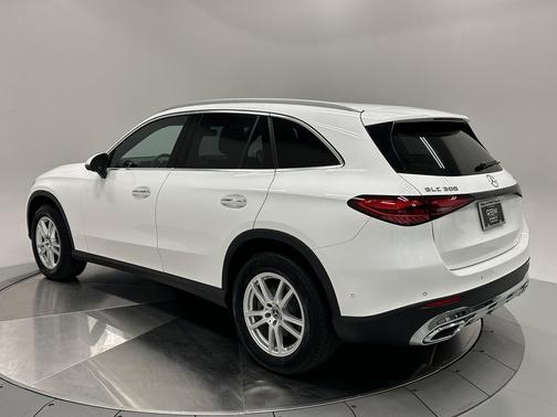 2024 Mercedes-Benz GLC 300 4MATIC