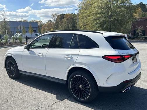 2025 Mercedes-Benz GLC 300 Base