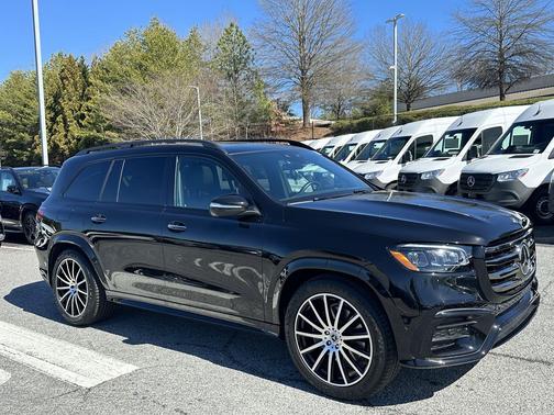 2025 Mercedes-Benz GLS 450 4MATIC