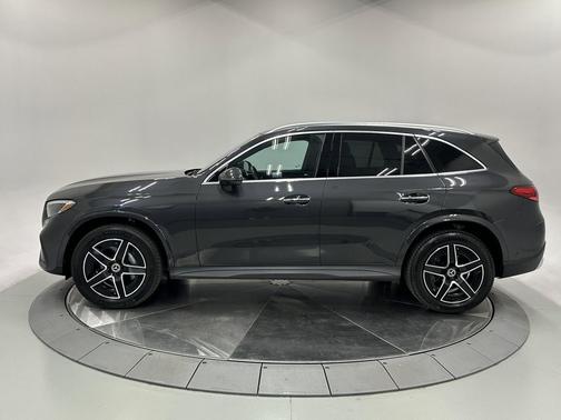 2025 Mercedes-Benz GLC 300 4MATIC