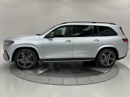 2026 Mercedes-Benz GLS 450 4MATIC
